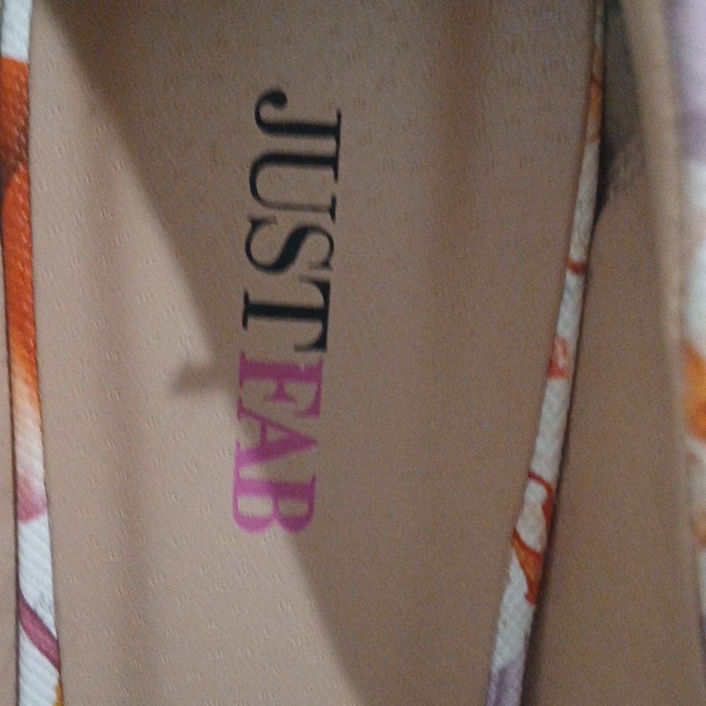 JustFab Monika Floral Stiletto Heels Watercolor Pointed Toe Pumps Sz 7.5 NWOT - Picture 7 of 9
